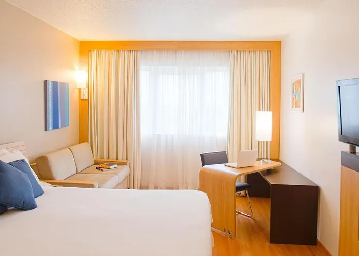 Novotel Airport