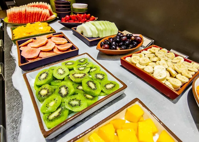 Novotel Airport Hotel 4*