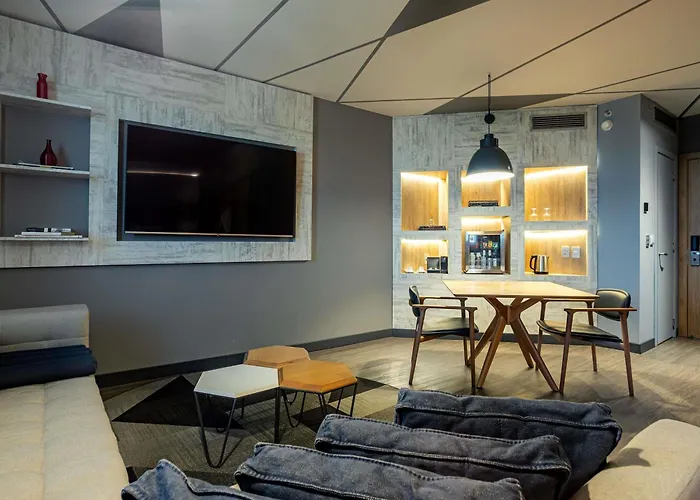 Hotel Novotel Airport
